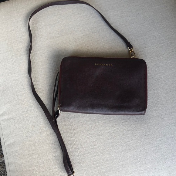 Levenger RFID Lined Carrie Convertible Clutch Crossbody Oxblood Burgundy - Picture 1 of 15